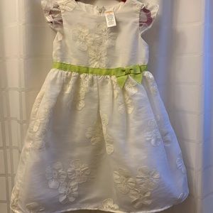Gymboree Girls formal dress 5T white organdy with green accent.